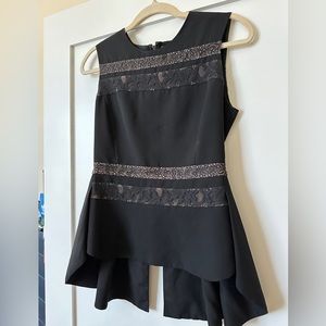 BCBG péplum top